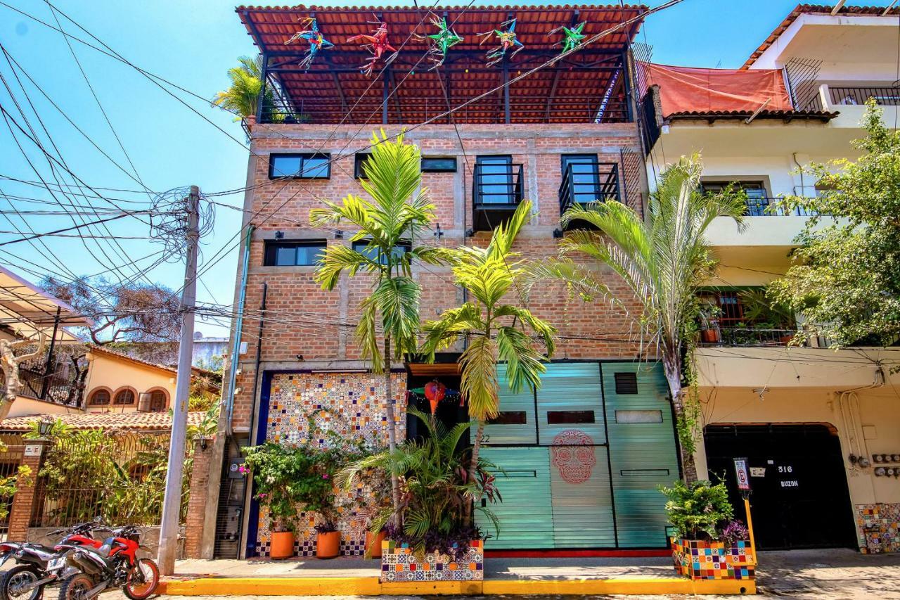Pinata Pv Gay Hotel Puerto Vallarta Extérieur photo