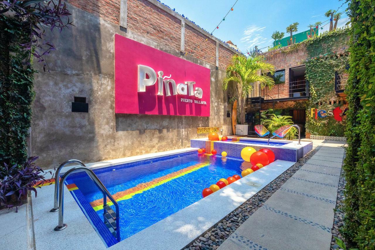 Pinata Pv Gay Hotel Puerto Vallarta Extérieur photo